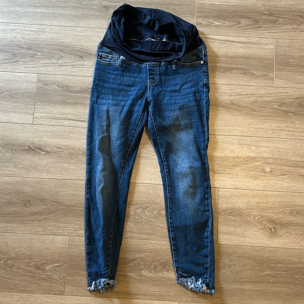 Size 11 SarahBelles Boutique fully belly band maternity jeans